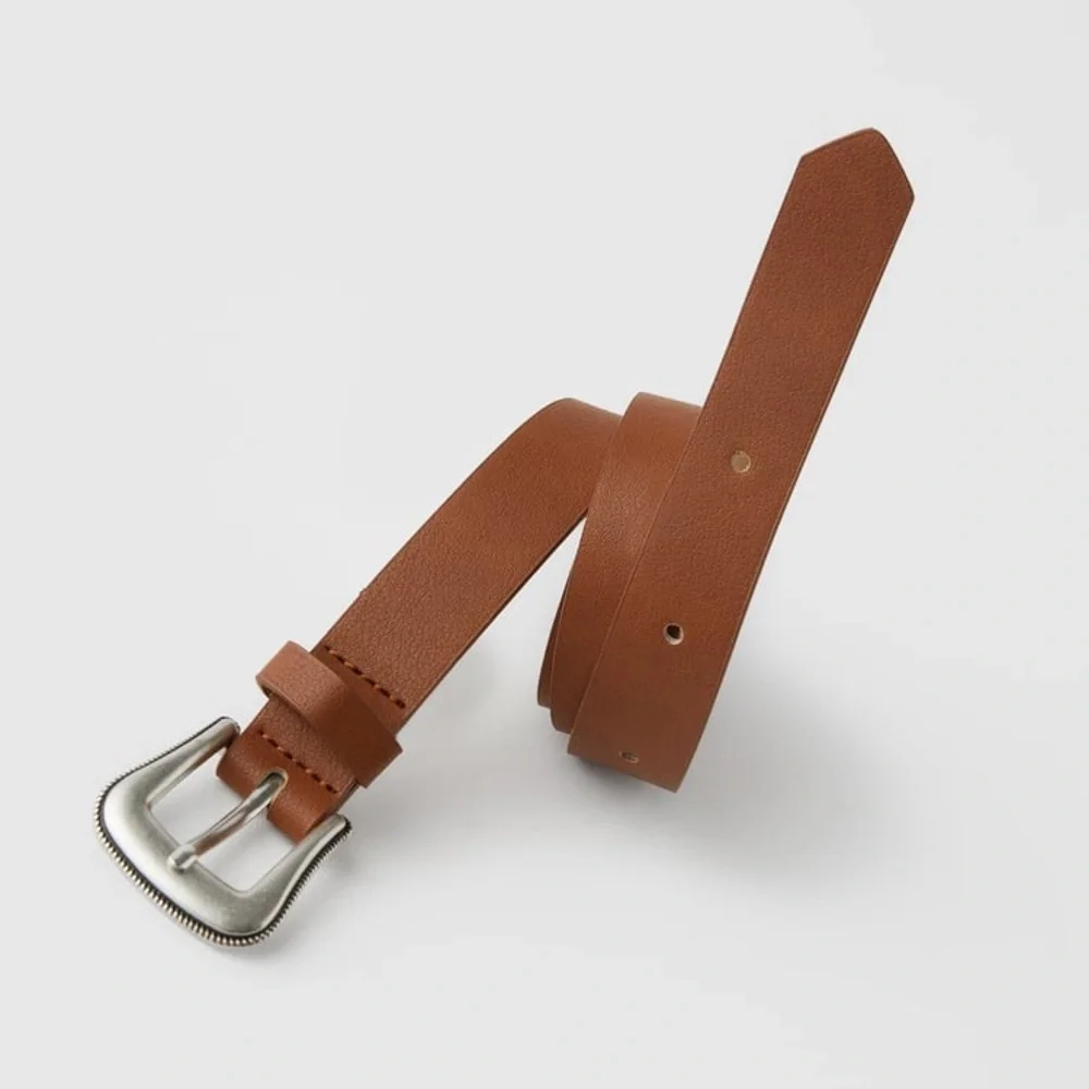 NWT. Zara Kids Light Brown Faux Leather Belt with Buckle Appliqué Size 3-6 years
